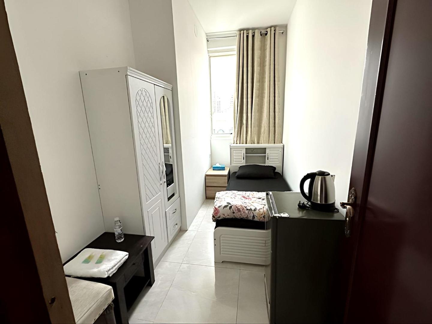 Corniche Street - Superb Lovely Room 아부다비 외부 사진